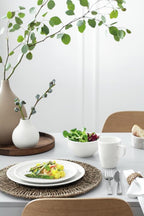 Villeroy & Boch Artesano Original 16-Piece Dinnerware Set, Service for 4, Dinner and Salad Plates, Pasta and Rice Bowls, Premium Porcelain, Made in Germany, Microwave and Dishwasher Safe, Creamy White