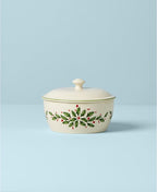 Lenox 847117 Holiday Covered Casserole, Christmas Theme