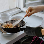 Kitchen Oven Gloves - Dual-Layer Heat Resistant Grilling Gloves, Silicone Oven Mitts with 5 Fingers, Waterproof Non-Slip Pot Holder for Barbecue, Cooking, Baking (Black Long)