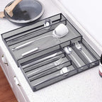 WuGeShop Expandable Mesh Silverware Drawer Organizer, Adjustable Metal Kitchen Cutlery Tray, Flatware Utensil Organizer with Non-slip Rubber Feet (Black, 7 Compartments)